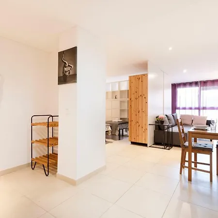 Sant Marti Apartment